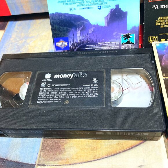 VHS MOVIE LOT - HIGHLANDER - SHAWSHANK REDEMPTION - JACOB'S LADDER - MONEY TALKS - Picture 3 of 12